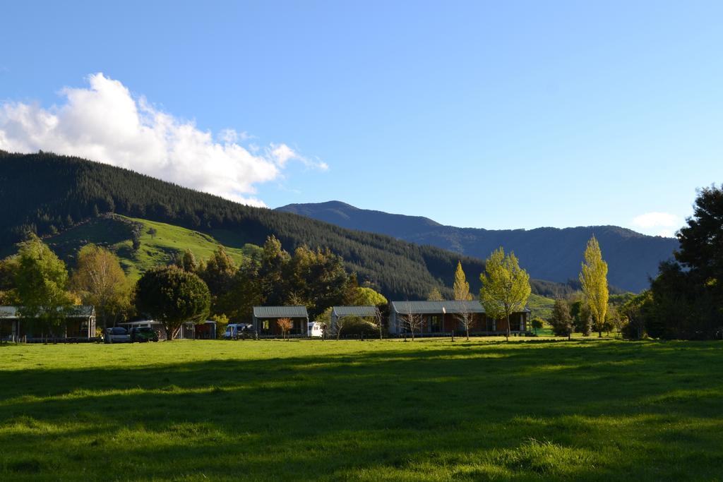 Smiths Farm Holiday Park Linkwater Exteriör bild