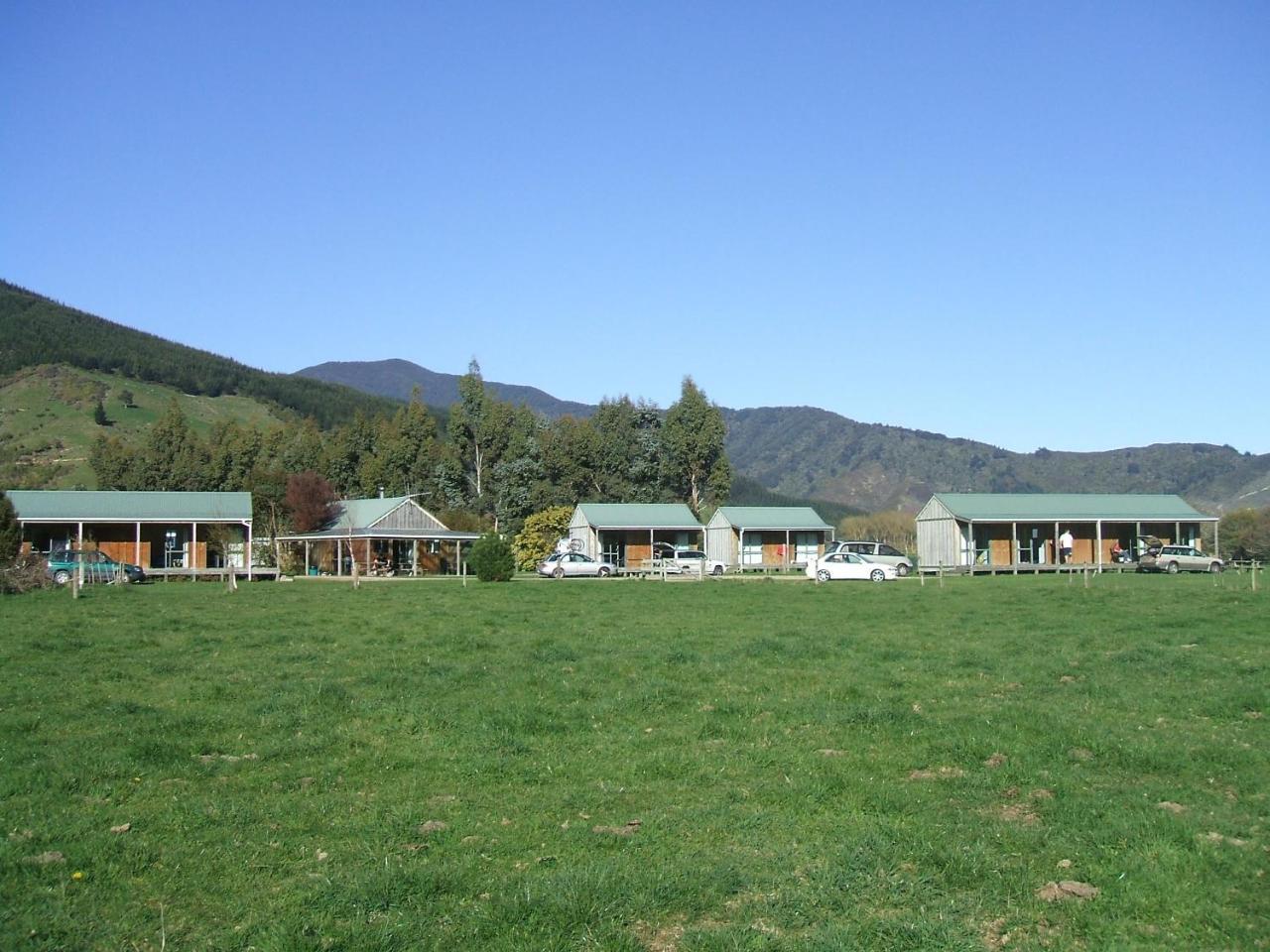 Smiths Farm Holiday Park Linkwater Exteriör bild